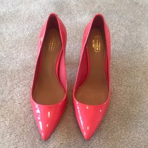 Coach coral pumps